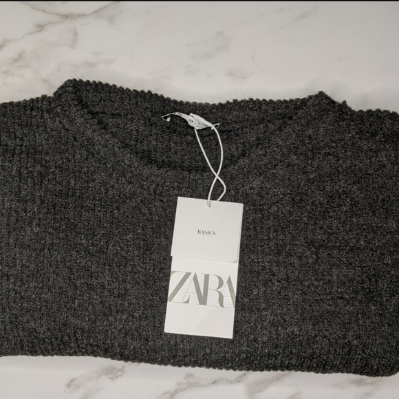 Sold out - Picture 4 of 9